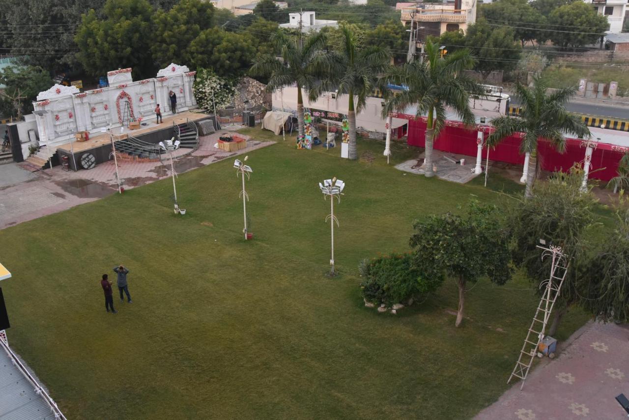 Citi Pride Garden And Hotel Аджмер Екстериор снимка